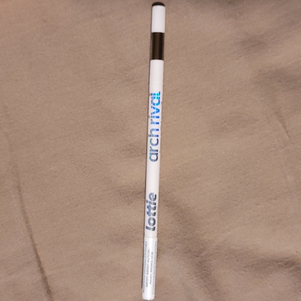 Free w/ purchase Lottie Brow Pencil - Brown